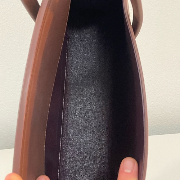 Freja New York Caroline Bag in Pecan - Picture 8 of 9